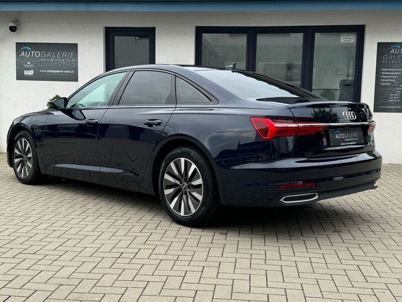 Gebraucht Audi A6 Sport 204 PS (150 kW) 2022 Firmamentblau metallic Limousine