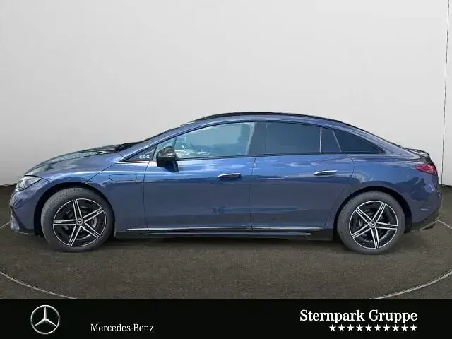 Gebraucht Mercedes EQE300 AMG 180 kW (245 PS) 2025 Sodalithblau Limousine
