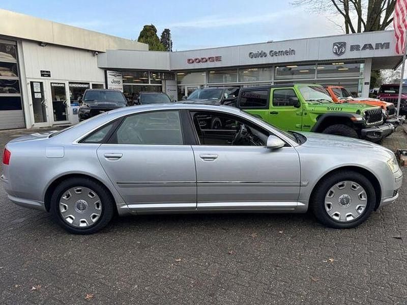 Gebraucht Audi A8 335 PS (246 kW) 2003 Silber Limousine