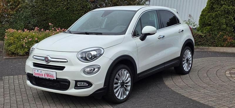 Weiß Gebraucht 2016 Fiat 500X Lounge SUV | 10.450 € (Fairer Preis) - Bild 1/4
