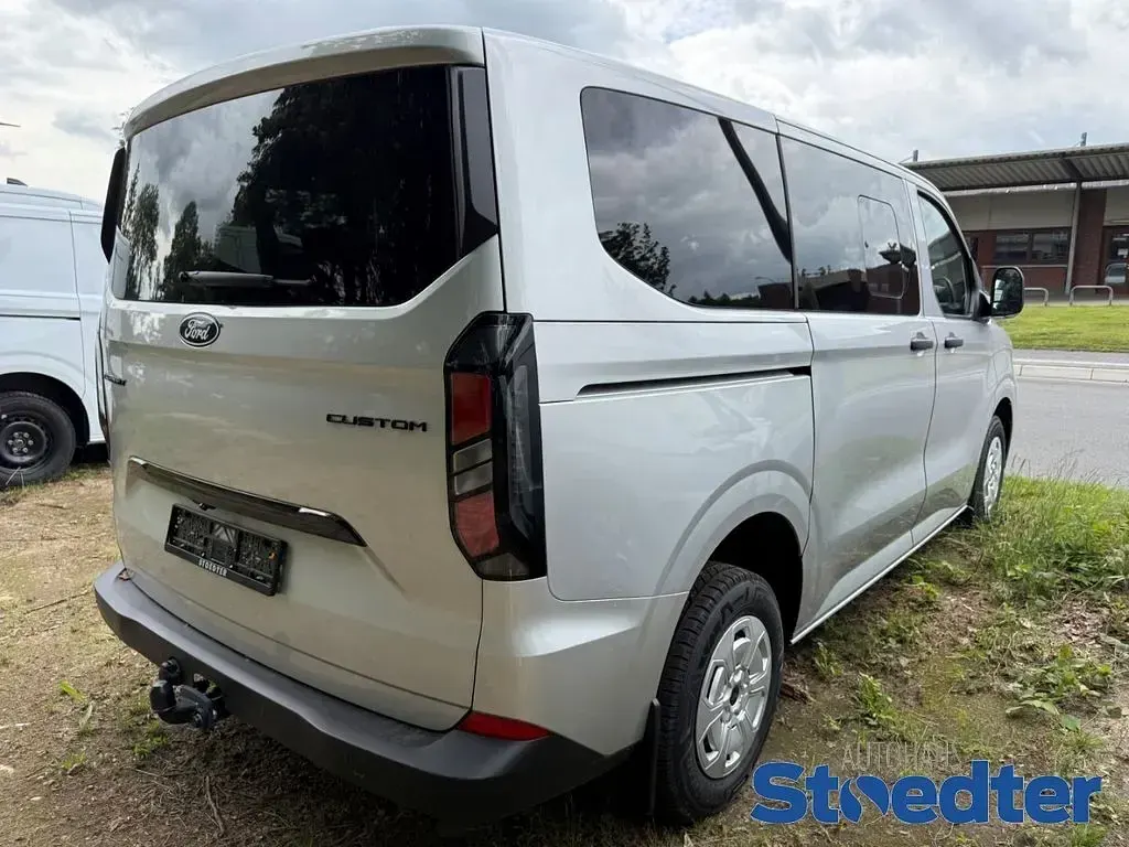 Neu Ford Transit Custom Trend 150 PS (110 kW) 2026 Silber Kombi