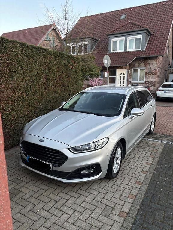Gebraucht Ford Mondeo 150 PS (110 kW) 2020 Silber Limousine