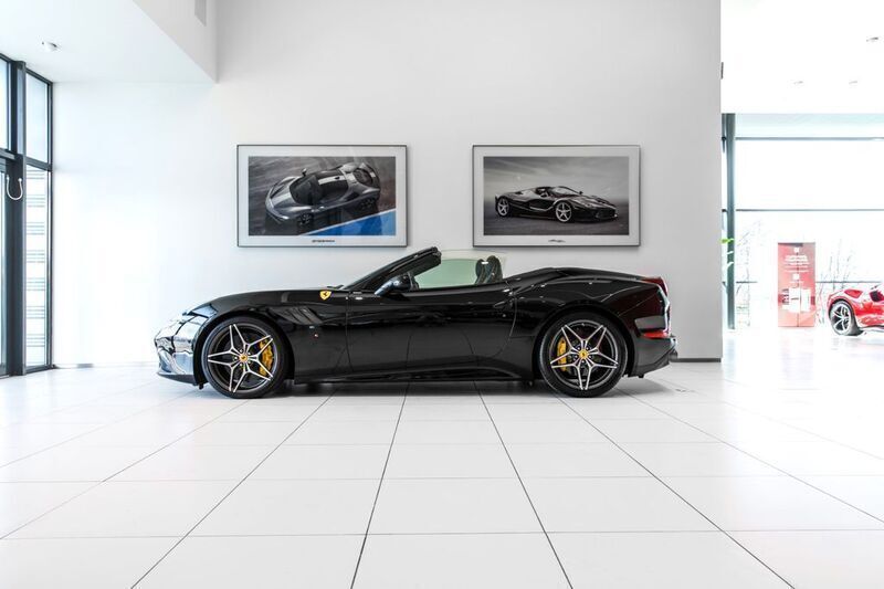 Schwarz Gebraucht 2015 Ferrari California Cabrio | 137.900 € (Fairer Preis) - Bild 1/4