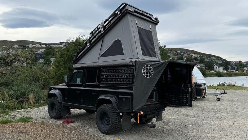 Gebraucht Land Rover Defender 122 PS (89 kW) 2011 Kombi