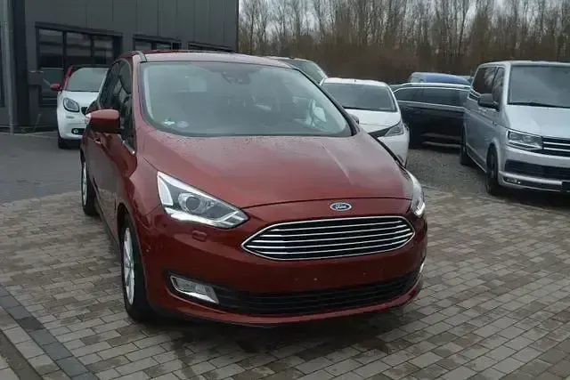 Gebraucht Ford C-MAX Titanium 125 PS (91 kW) 2017 Rot Van / Kleinbus