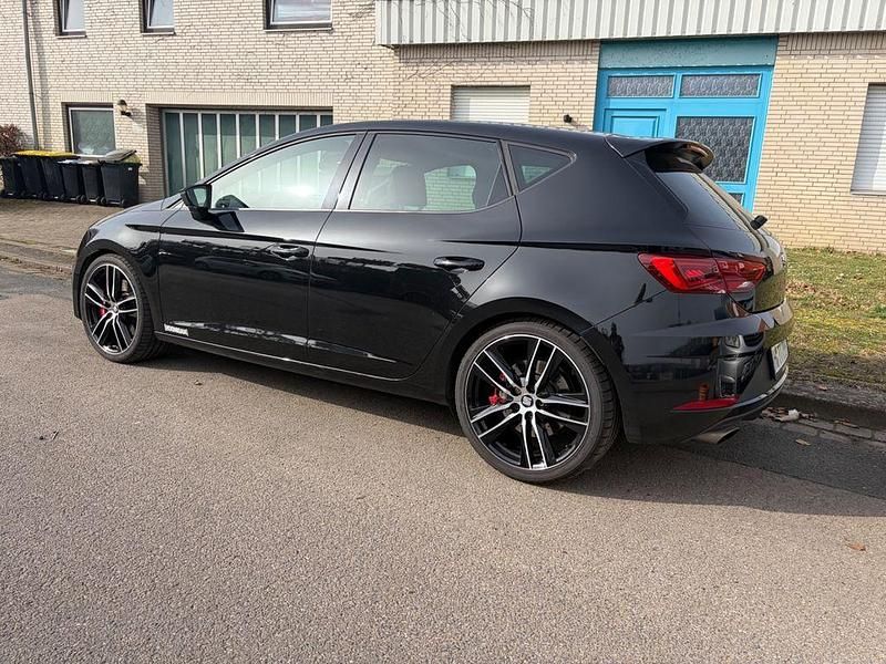 Gebraucht Seat Leon CUPRA 300 PS (220 kW) 2017 Schwarz Limousine