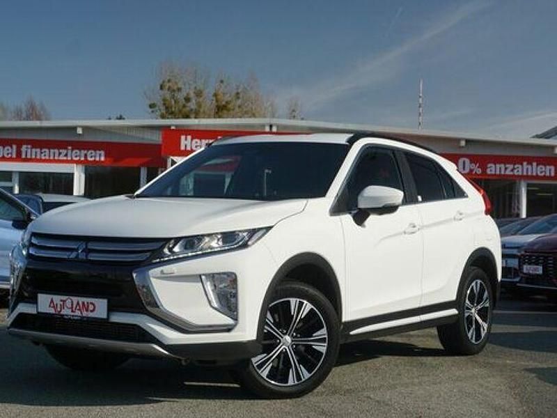 Gebraucht Mitsubishi Eclipse Cross Plus 163 PS (119 kW) 2019 Weiß metallic SUV