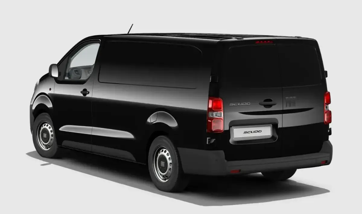 Neu Fiat Scudo 144 PS (105 kW) 2026 Cinemaschwarz metallic Van