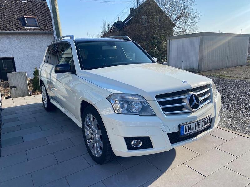 Gebraucht Mercedes GLK250 204 PS (150 kW) 2010 Weiß SUV