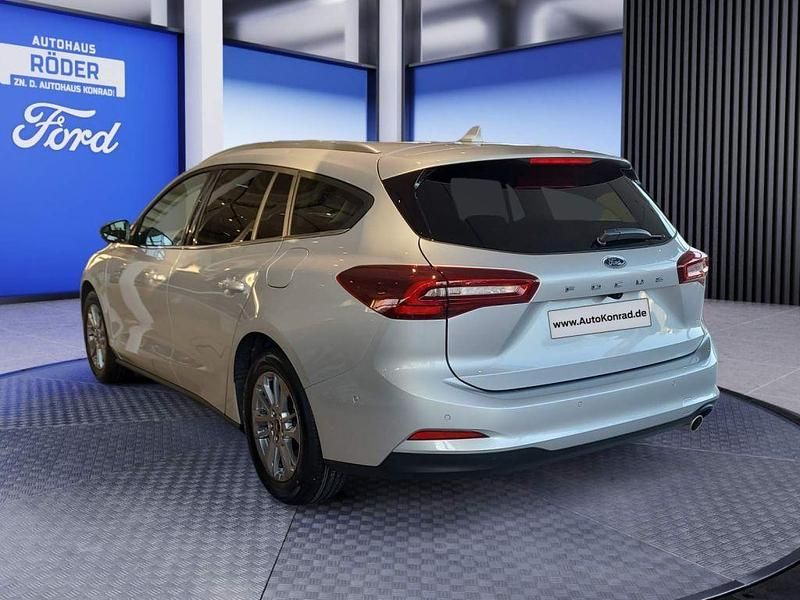 Neu Ford Focus Titanium X 125 PS (91 kW) 2025 Silber Limousine