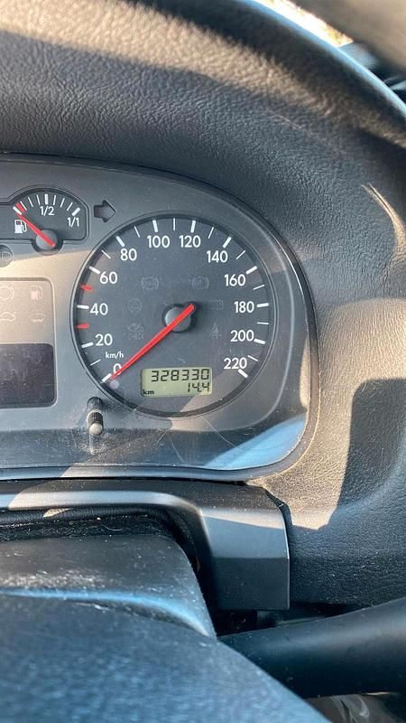 Gebraucht VW Golf IV 101 PS (74 kW) 1999 Silber Kombi