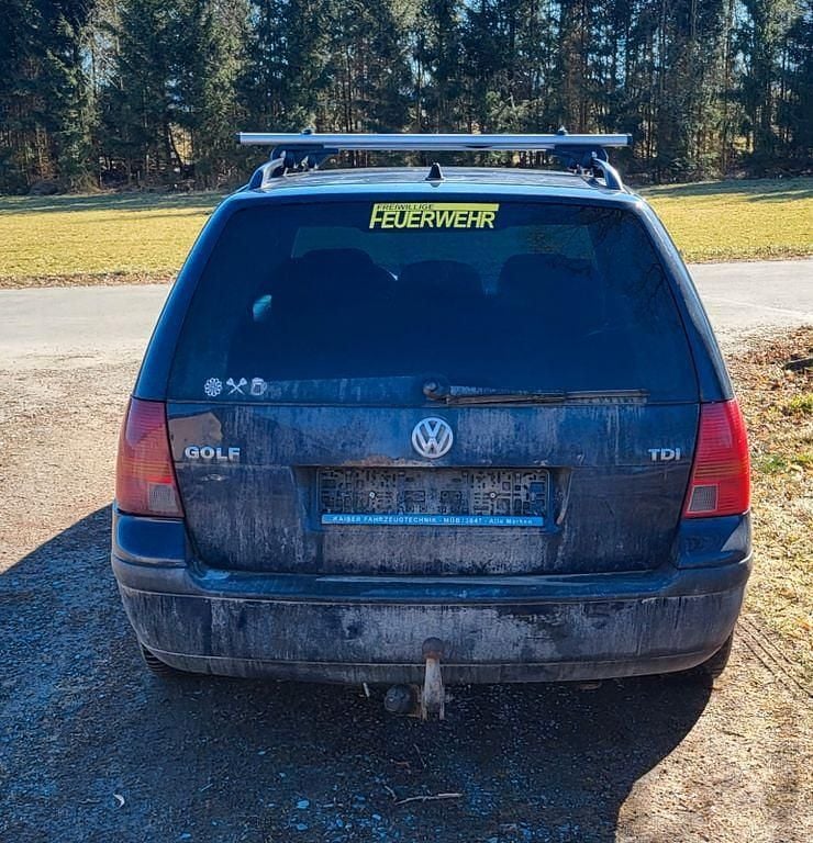 Gebraucht VW Golf IV Basis 101 PS (74 kW) 2004 Blau Kombi
