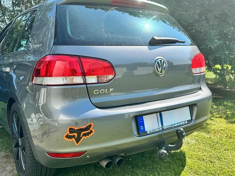 Gebraucht VW Golf VI 160 PS (117 kW) 2010 Grau Kleinwagen