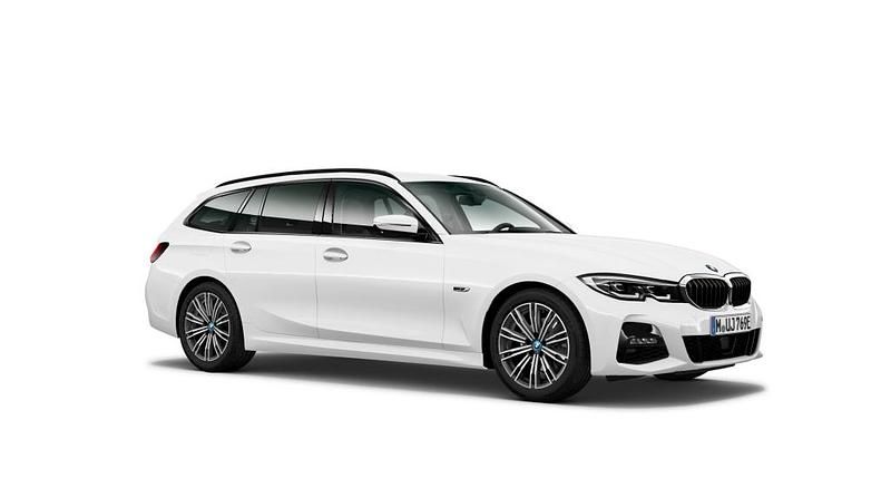 Gebraucht BMW 330 Shadowline 184 PS (135 kW) 2022 Kombi