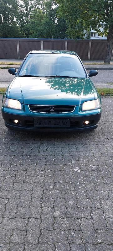 Grün Gebraucht 1996 Honda Civic Limousine | 688 € (Guter Preis) - Bild 1/4