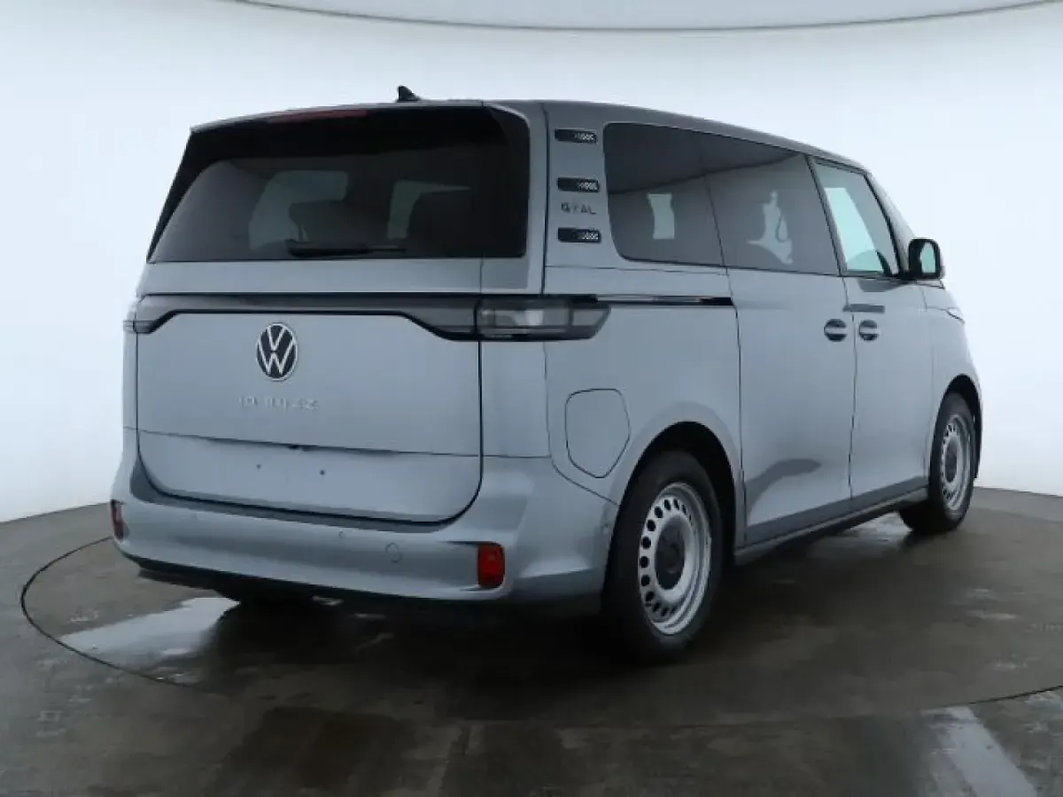 Gebraucht VW ID. Buzz Pro 210 kW (286 PS) 2025 Monosilber metallic Van / Kleinbus