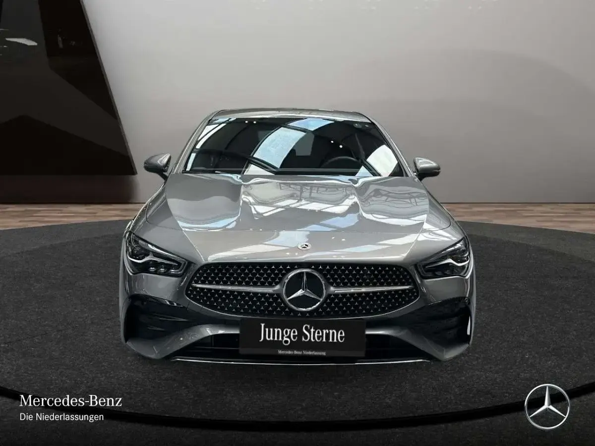 Gebraucht Mercedes CLA200 AMG 163 PS (119 kW) 2025 Mountain grau Kombi