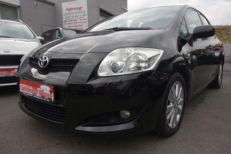 Schwarz Gebraucht 2008 Toyota Auris Executive Limousine | 3.690 € (Fairer Preis) - Bild 1/4