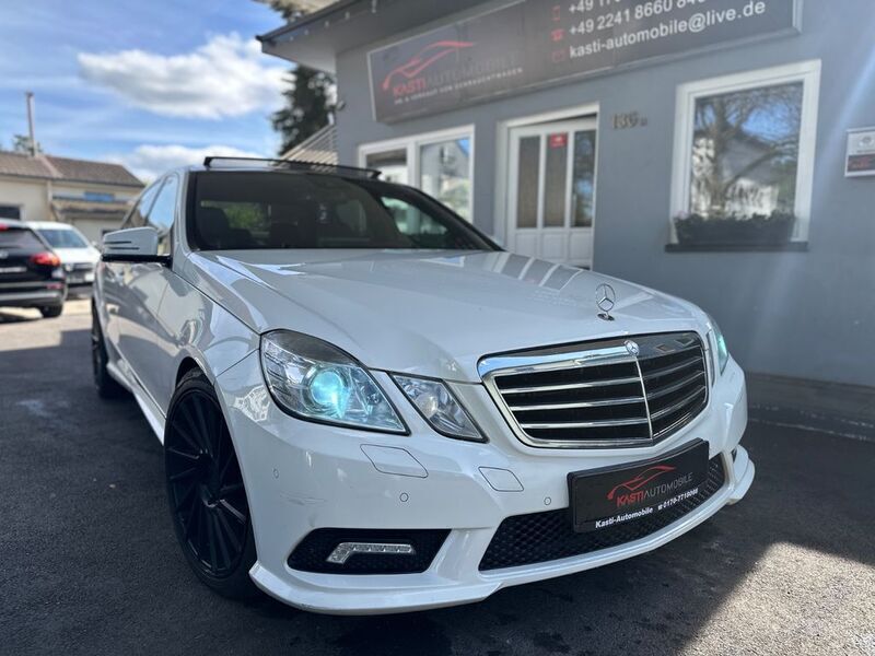 Weiß Gebraucht 2009 Mercedes E350 AMG Limousine | 9.299 € (Guter Preis) - Bild 1/4