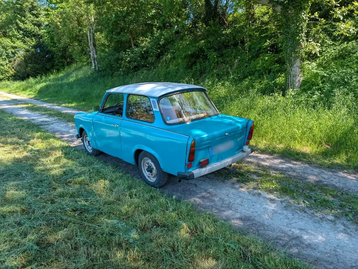 Gebraucht Trabant 601 26 PS (19 kW) 1991 Blau Kleinwagen