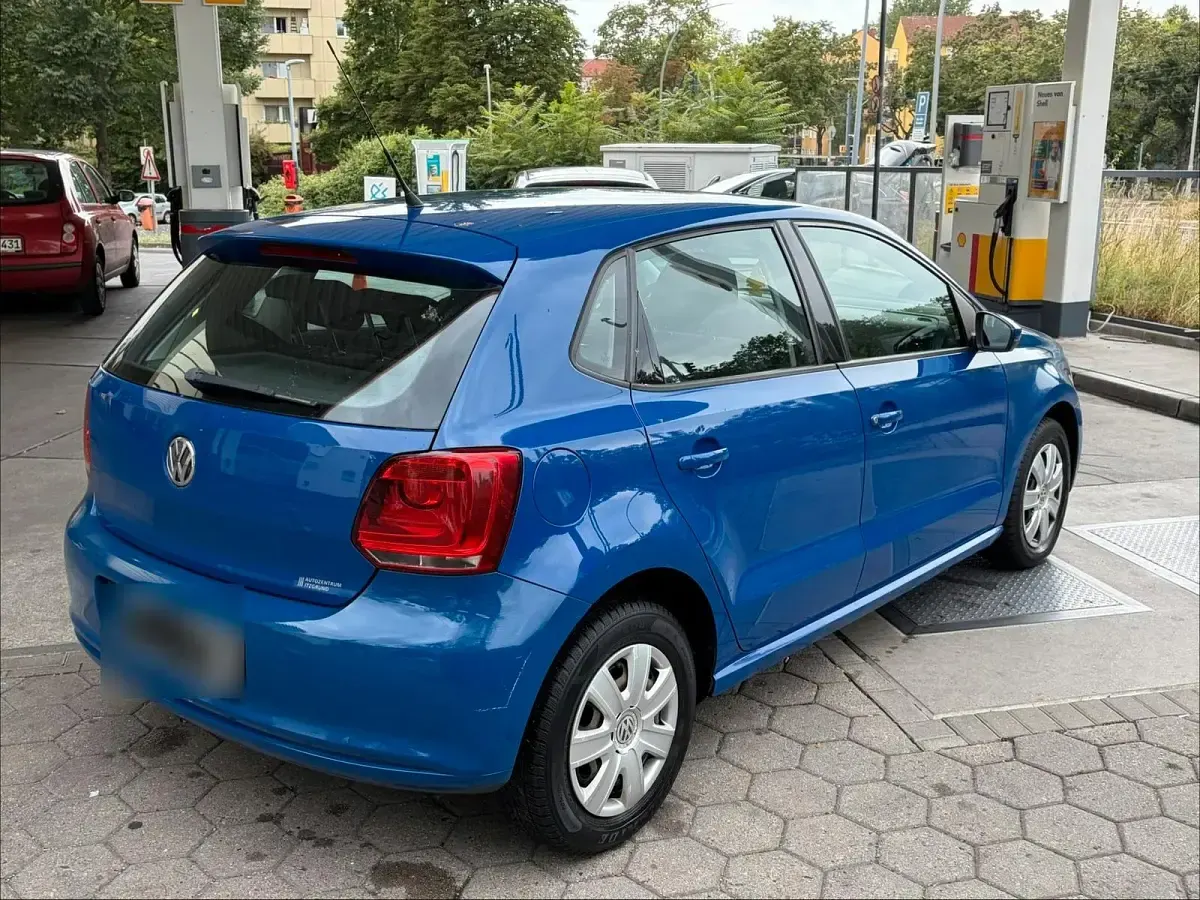 Gebraucht VW Polo 65 PS (47 kW) 2009 Blau Kleinwagen