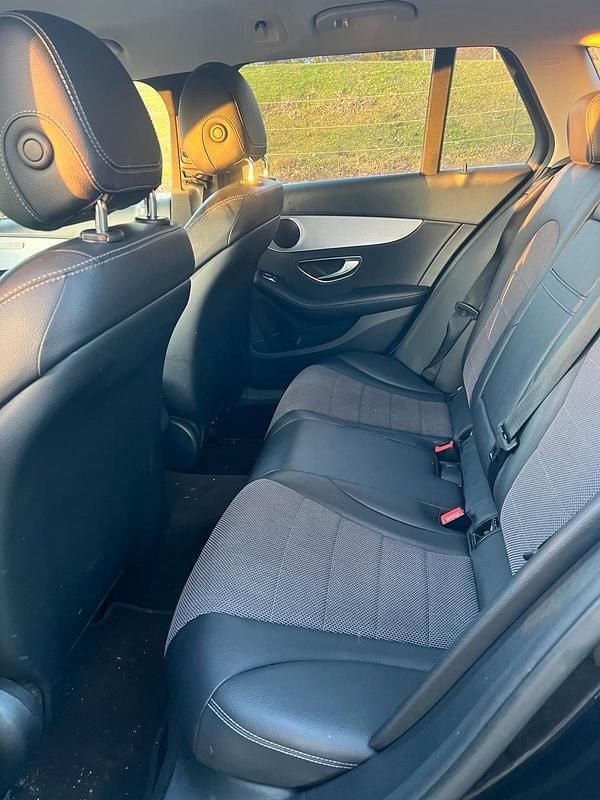 Gebraucht Mercedes C220 170 PS (125 kW) 2017 Schwarz Kombi