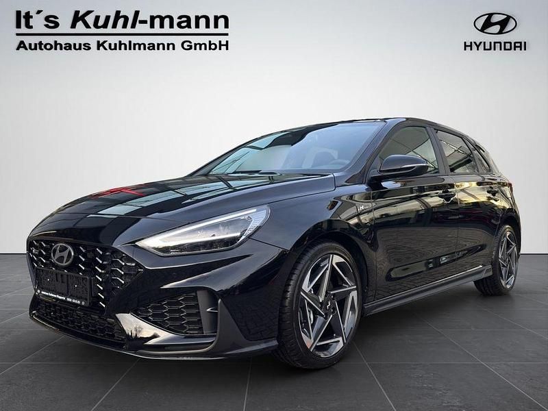 Abyss black Neu 2025 Hyundai i30 N Line Limousine | 29.900 € (Etwas zu teuer) - Bild 1/4