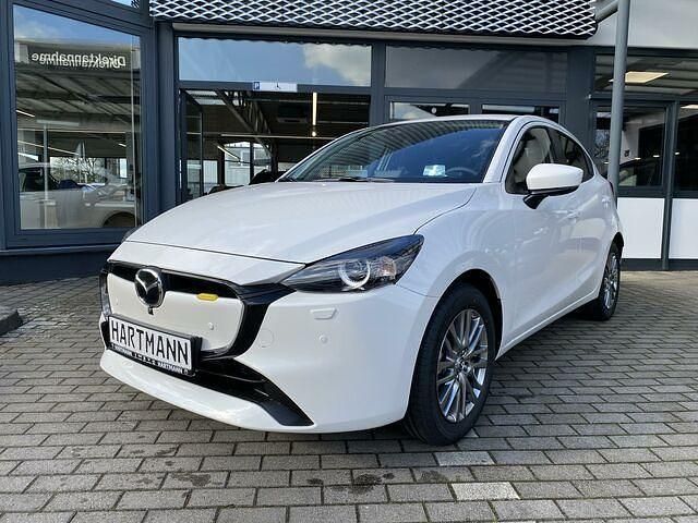 Gebraucht Mazda 2 Exclusive-Line 116 PS (85 kW) 2024 Snowflake white pearl Limousine