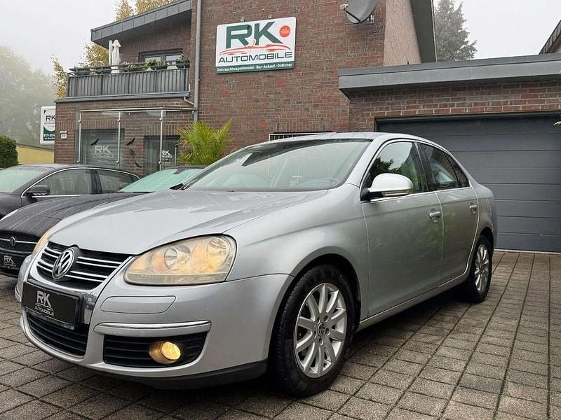 Grau Gebraucht 2006 VW Jetta Comfortline Limousine | 2.999 € (Fairer Preis) - Bild 1/4
