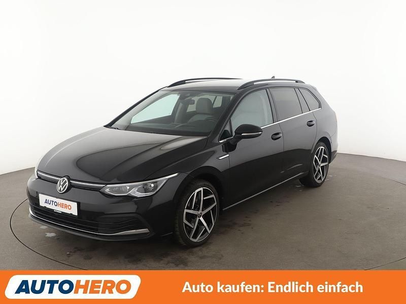 Schwarz Gebraucht 2021 VW Golf VIII Style Kombi | 22.890 € (Fairer Preis) - Bild 1/3