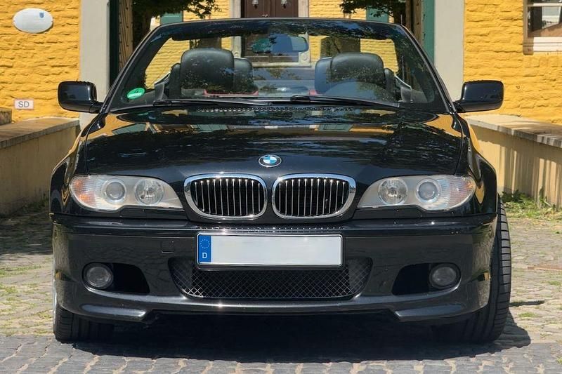 Gebraucht BMW 320 Cabriolet Sport Line 170 PS (125 kW) 2005 Schwarz Cabrio