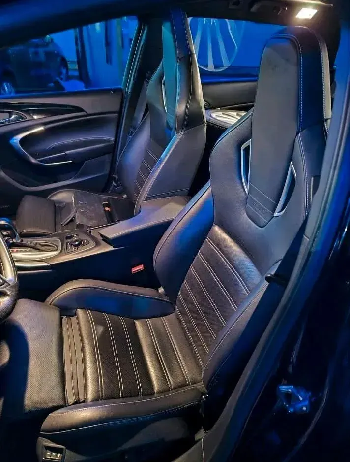 Gebraucht Opel Insignia OPC 225 PS (165 kW) 2013 Schwarz Kombi