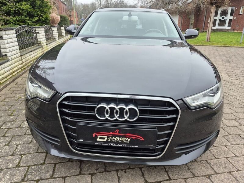 Grau Gebraucht 2012 Audi A6 Sport Kombi | 11.900 € (Fairer Preis) - Bild 1/4