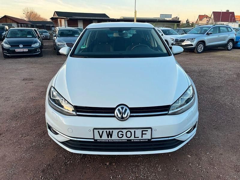 Gebraucht VW Golf VII Join 116 PS (85 kW) 2018 Weiß Limousine