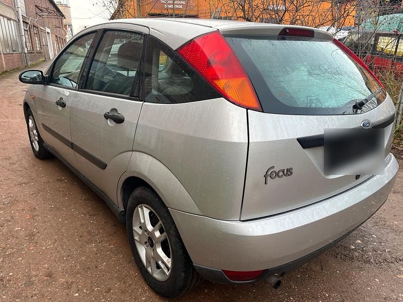 Gebraucht Ford Focus 101 PS (74 kW) 1999 Limousine
