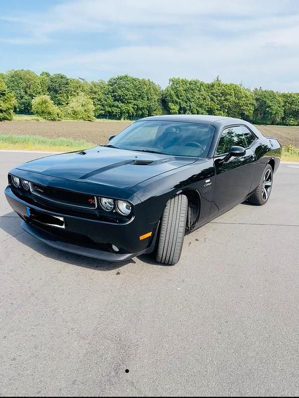 Schwarz Gebraucht 2014 Dodge Challenger Coupé | 23.500 € - Bild 1/4