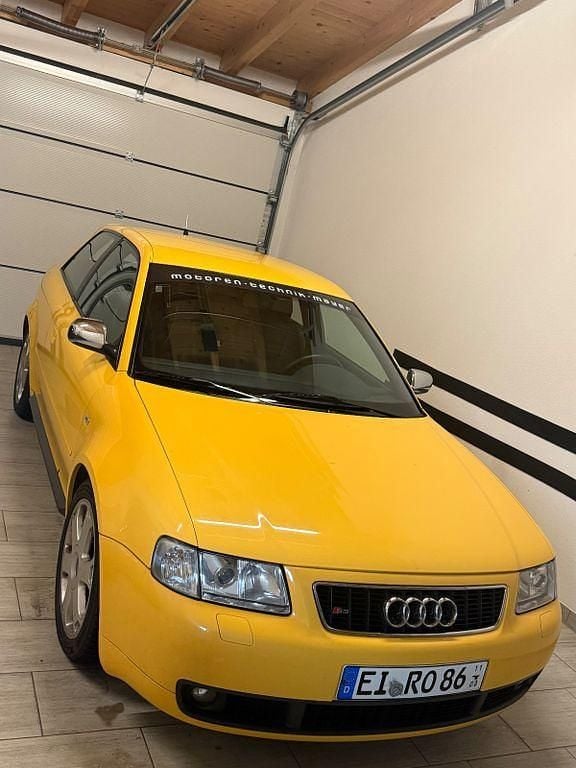 Gebraucht Audi S3 Sport 209 PS (153 kW) 2000 Gelb Limousine