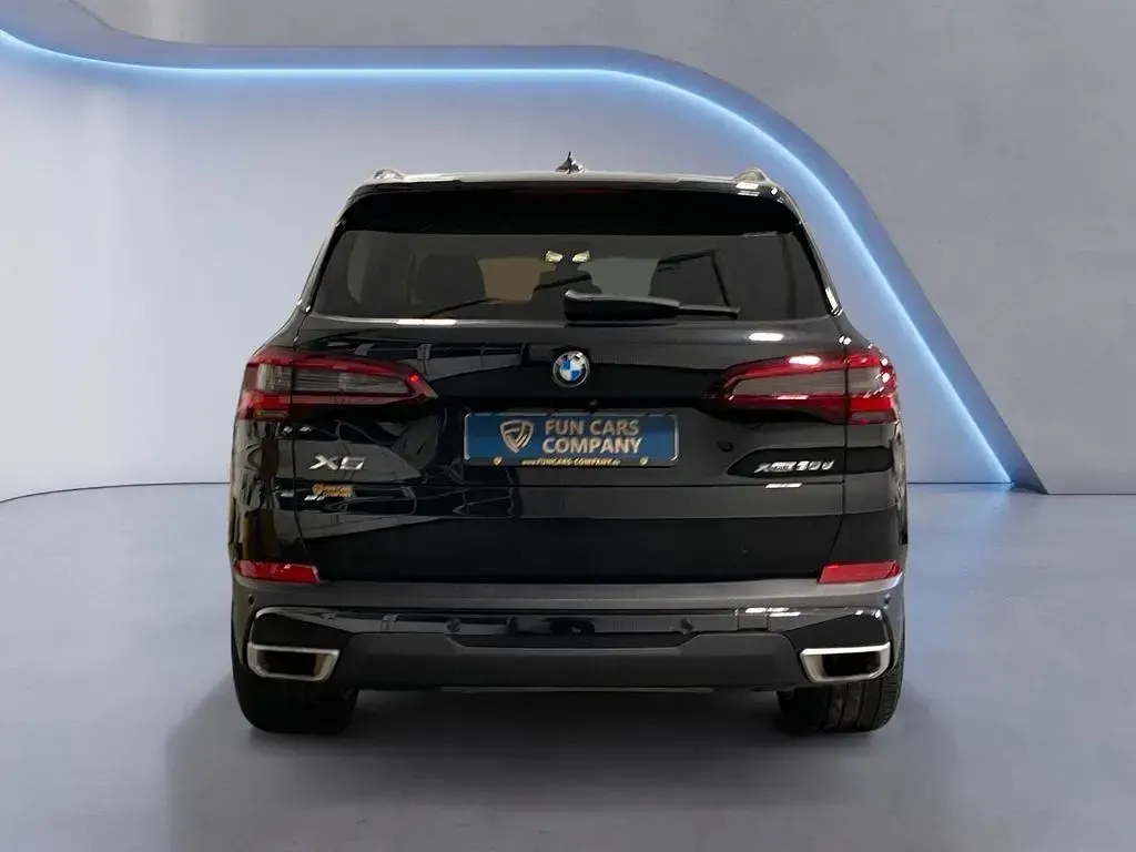 Gebraucht BMW X5 Performance 286 PS (210 kW) 2023 Schwarz SUV