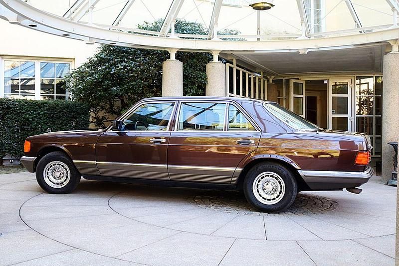 Gebraucht Mercedes 380 204 PS (150 kW) 1982 Braun Limousine