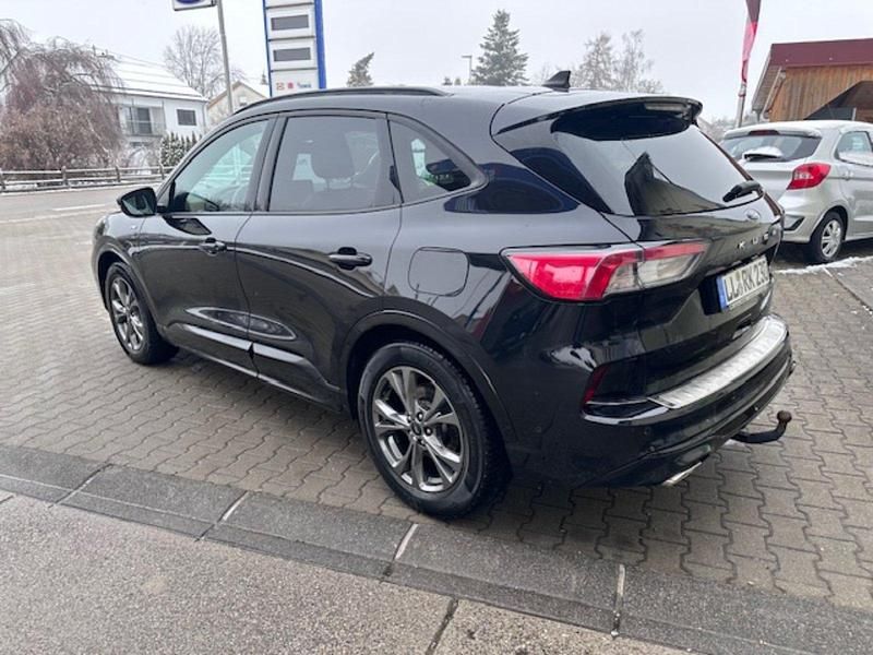 Gebraucht Ford Kuga ST-Line 150 PS (110 kW) 2021 Schwarz SUV