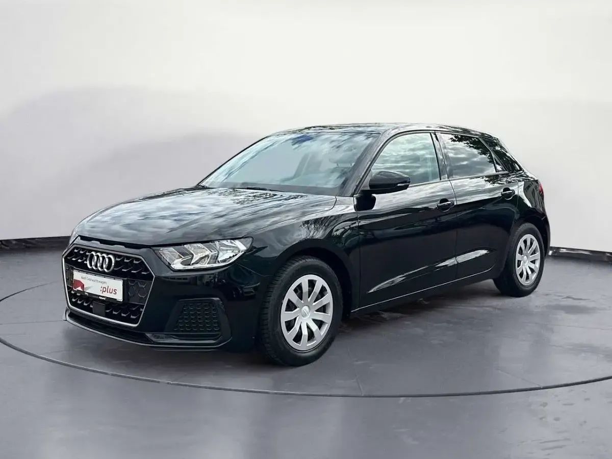 Gebraucht Audi A1 Advanced Plus 116 PS (85 kW) 2025 Mythosschwarz metallic SUV