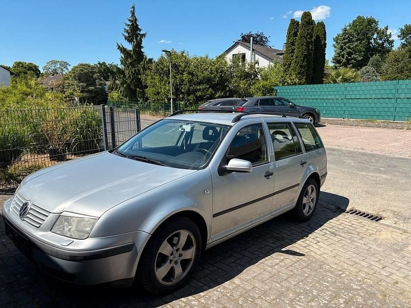 Silber Gebraucht 2000 VW Bora Limousine | 799 € (Guter Preis) - Bild 1/4