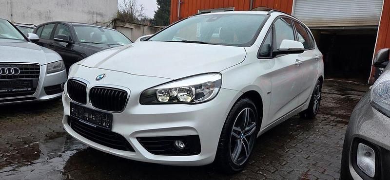Gebraucht BMW 216 Sport Line 116 PS (85 kW) 2016 Weiß Kombi