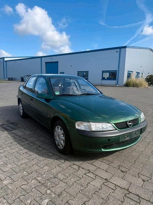 Gebraucht Opel Vectra 75 PS (55 kW) 1997 Grün Limousine