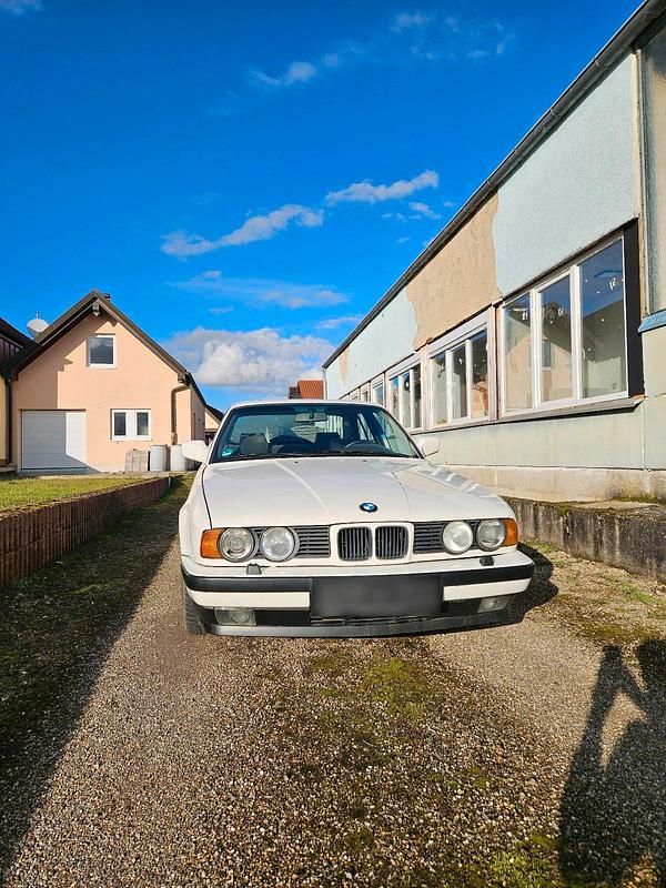 Second-hand BMW 525 192 CP (141 kW) 1990 Alb Berlinǎ