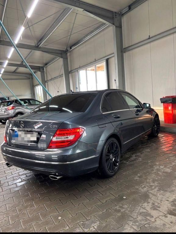 Gebraucht Mercedes C350 Elegance 265 PS (194 kW) 2012 Grau Limousine