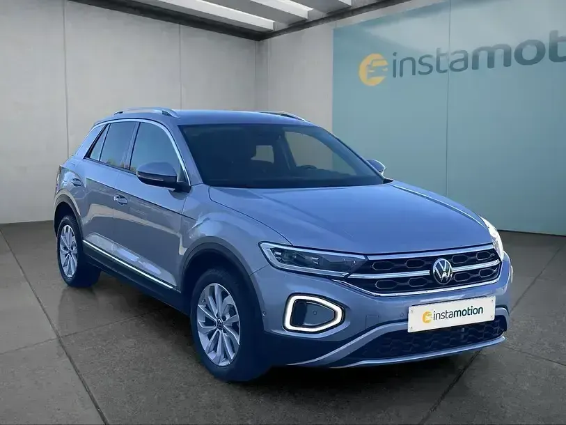 Gebraucht VW T-Roc 150 PS (110 kW) 2024 Silber SUV