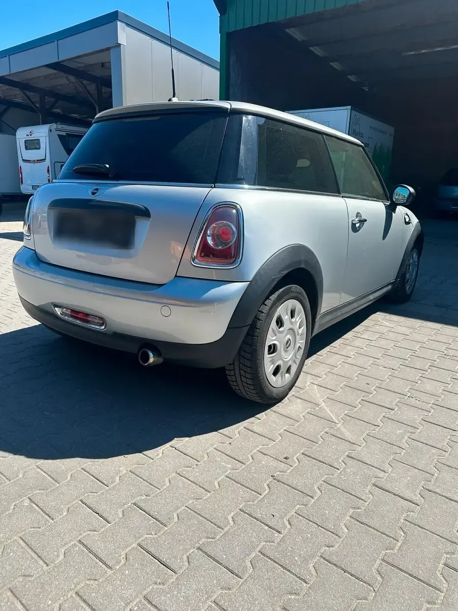 Używany Mini One D 90 KM (66 kW) 2011 Srebrny Hatchback