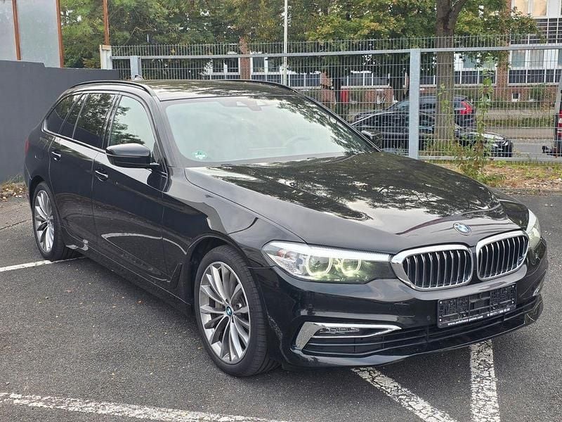 Gebraucht BMW 540 Luxury Line 320 PS (235 kW) 2019 Schwarz Limousine