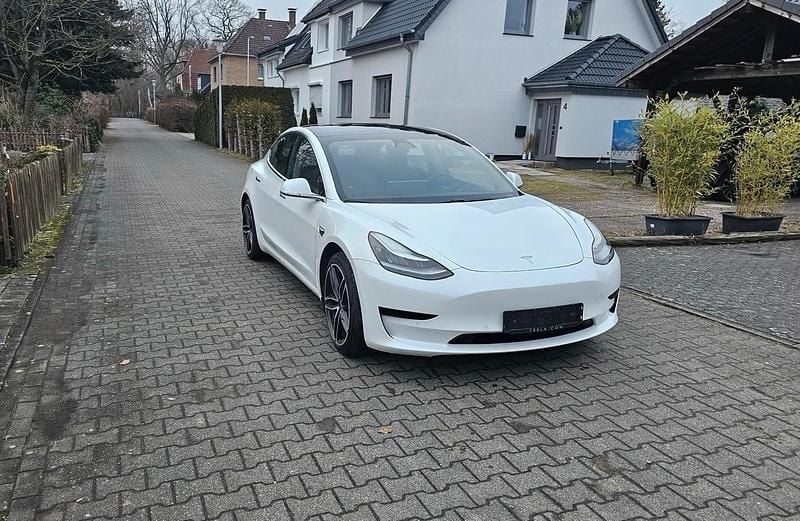 Gebraucht Tesla Model 3 235 kW (320 PS) 2020 Weiß Limousine